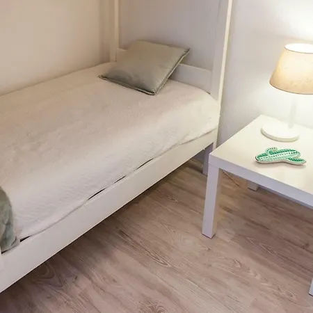Lovelystay - White House Loft - Vau * Портіман