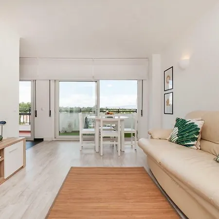 Lovelystay - White House Loft - Vau Портіман